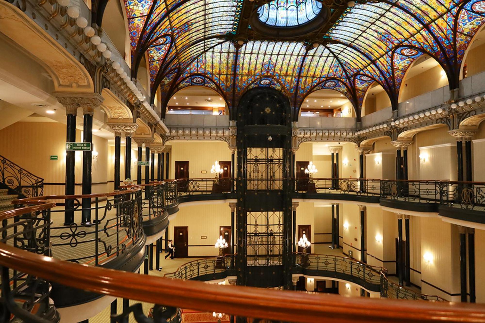 Gran Hotel Ciudad De Mexico Zocalo View Εξωτερικό φωτογραφία The interior of the hotel