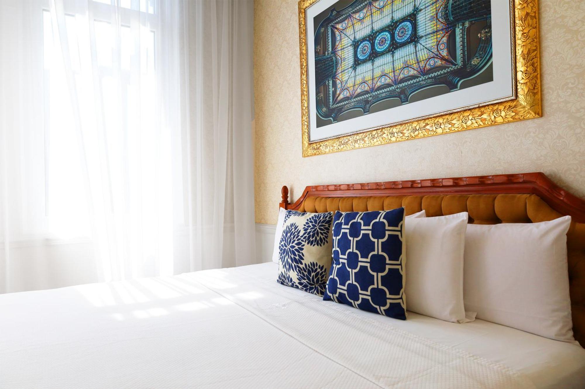 Gran Hotel Ciudad De Mexico Zocalo View Εξωτερικό φωτογραφία A bedroom at the hotel
