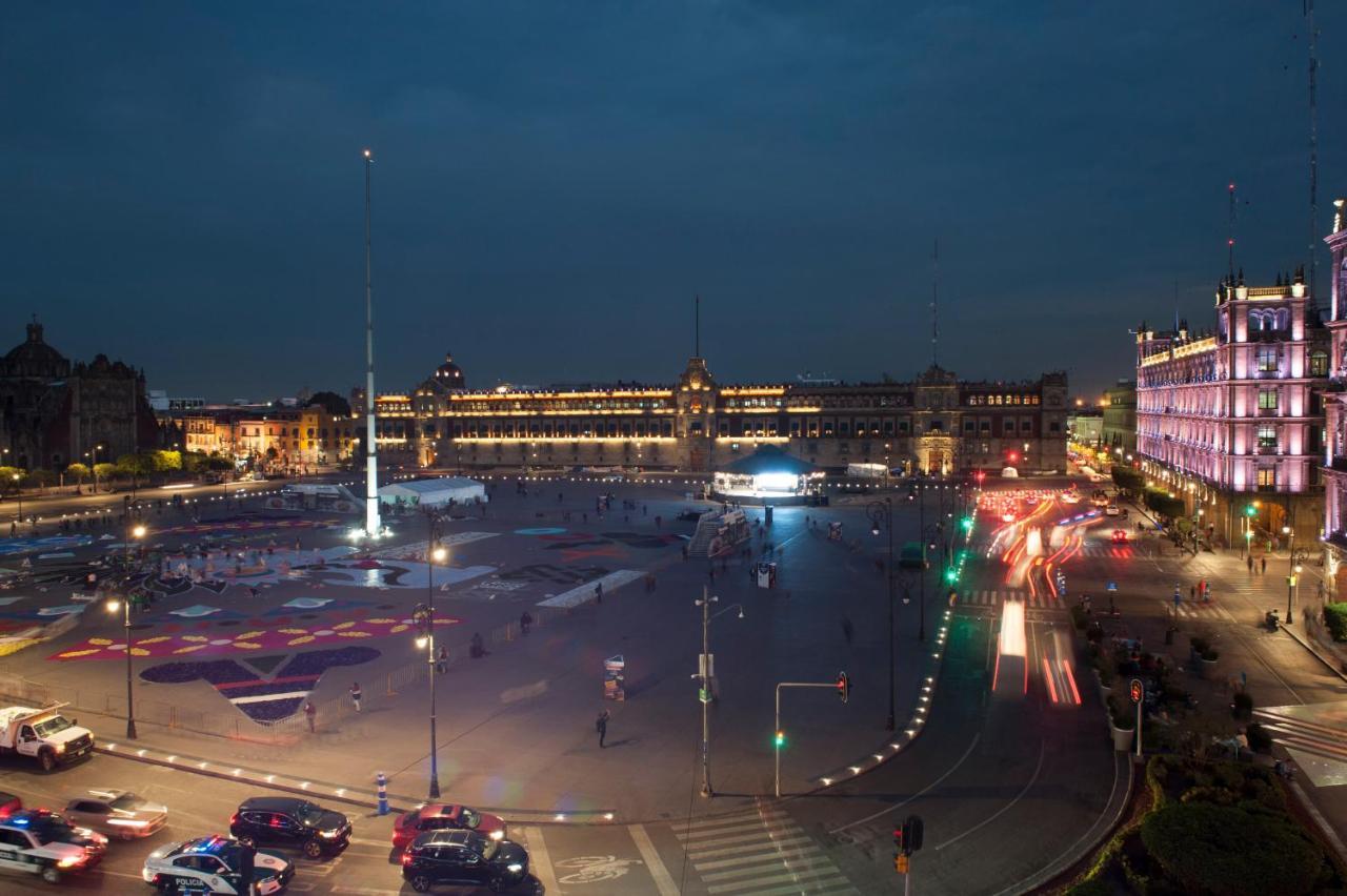 Gran Hotel Ciudad De Mexico Zocalo View Εξωτερικό φωτογραφία Piazza del Popolo at night