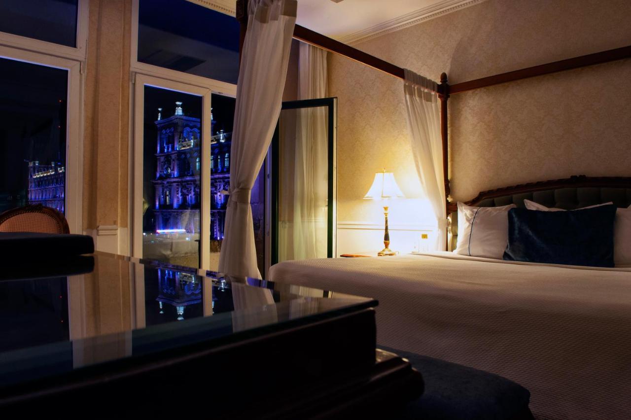 Gran Hotel Ciudad De Mexico Zocalo View Εξωτερικό φωτογραφία A bedroom at the Mandarin Oriental, Bangkok